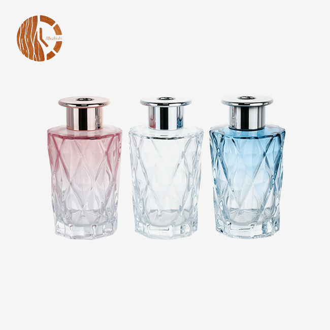 Tapered Diamond-Cut Glass Reed Diffuser Bottle with Cap